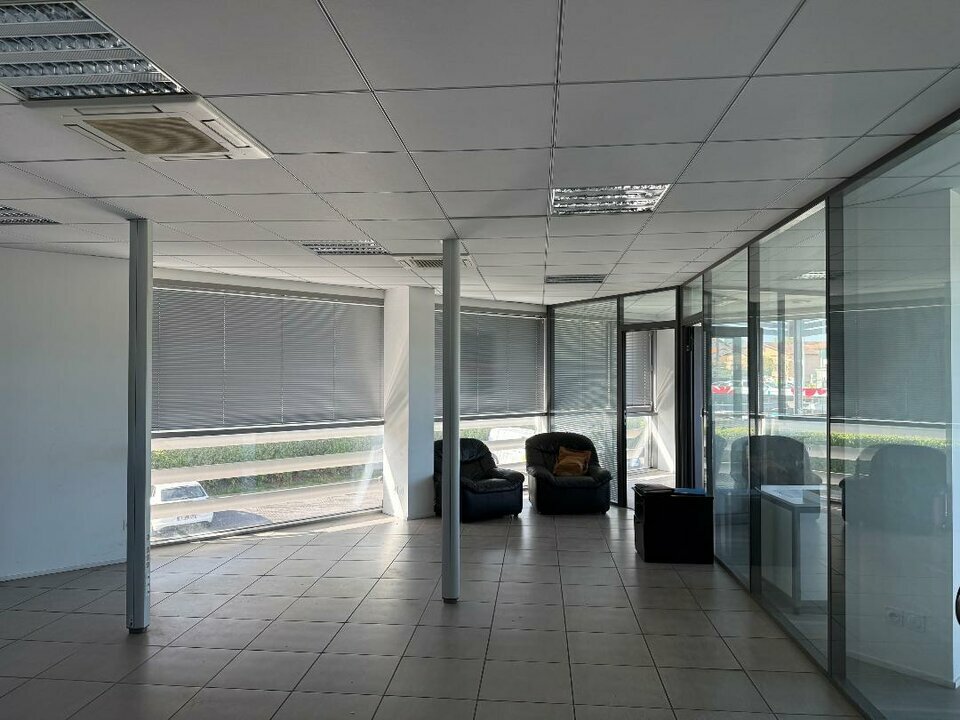 Bureaux à vendre - 133.0 m2 - 64 - Pyrenees-Atlantiques