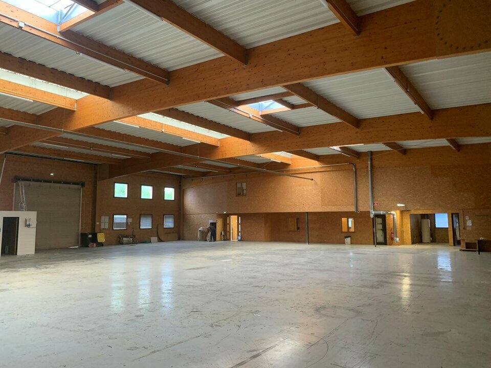 Agrandir la photo Entrepôt à louer - 1300.0 m2 - 64 - Pyrenees-Atlantiques