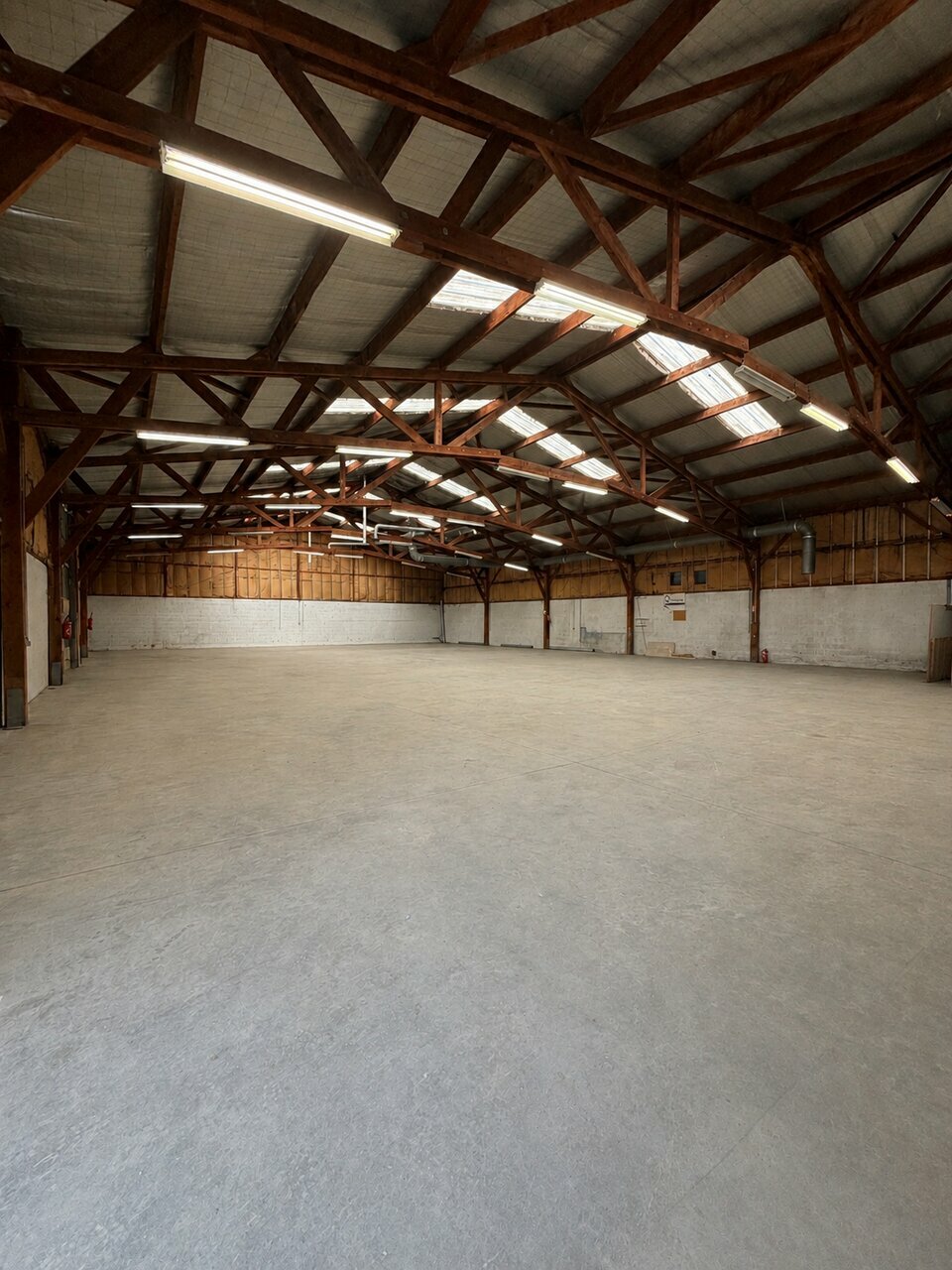 Entrepôt à louer - 650.0 m2 - 40 - Landes