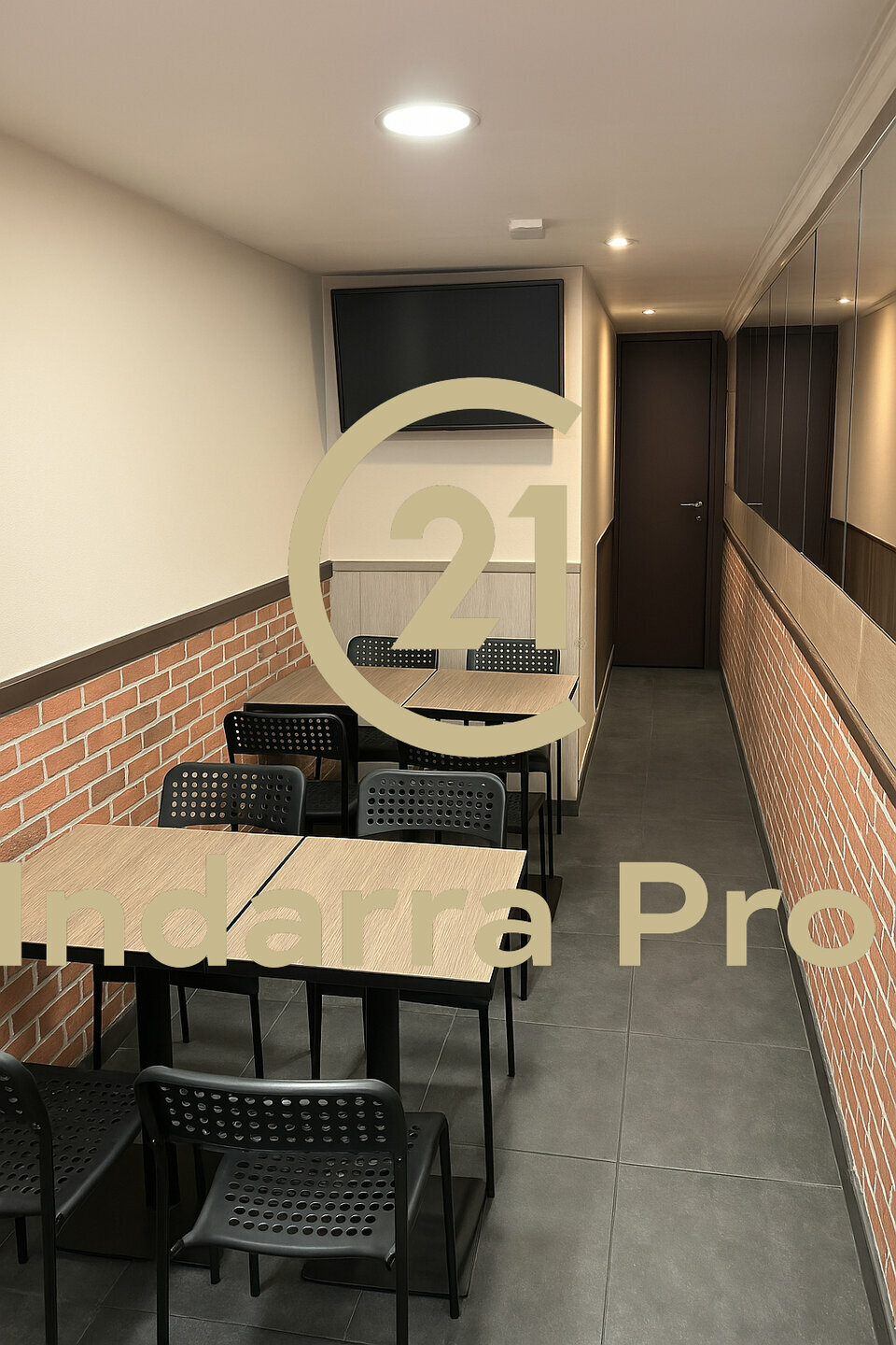 Agrandir la photo Local commercial à vendre - 30.0 m2 - 64 - Pyrenees-Atlantiques