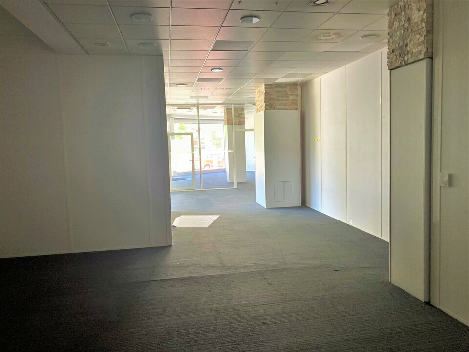 Agrandir la photo Tous commerces à louer - 330.0 m2 - 64 - Pyrenees-Atlantiques