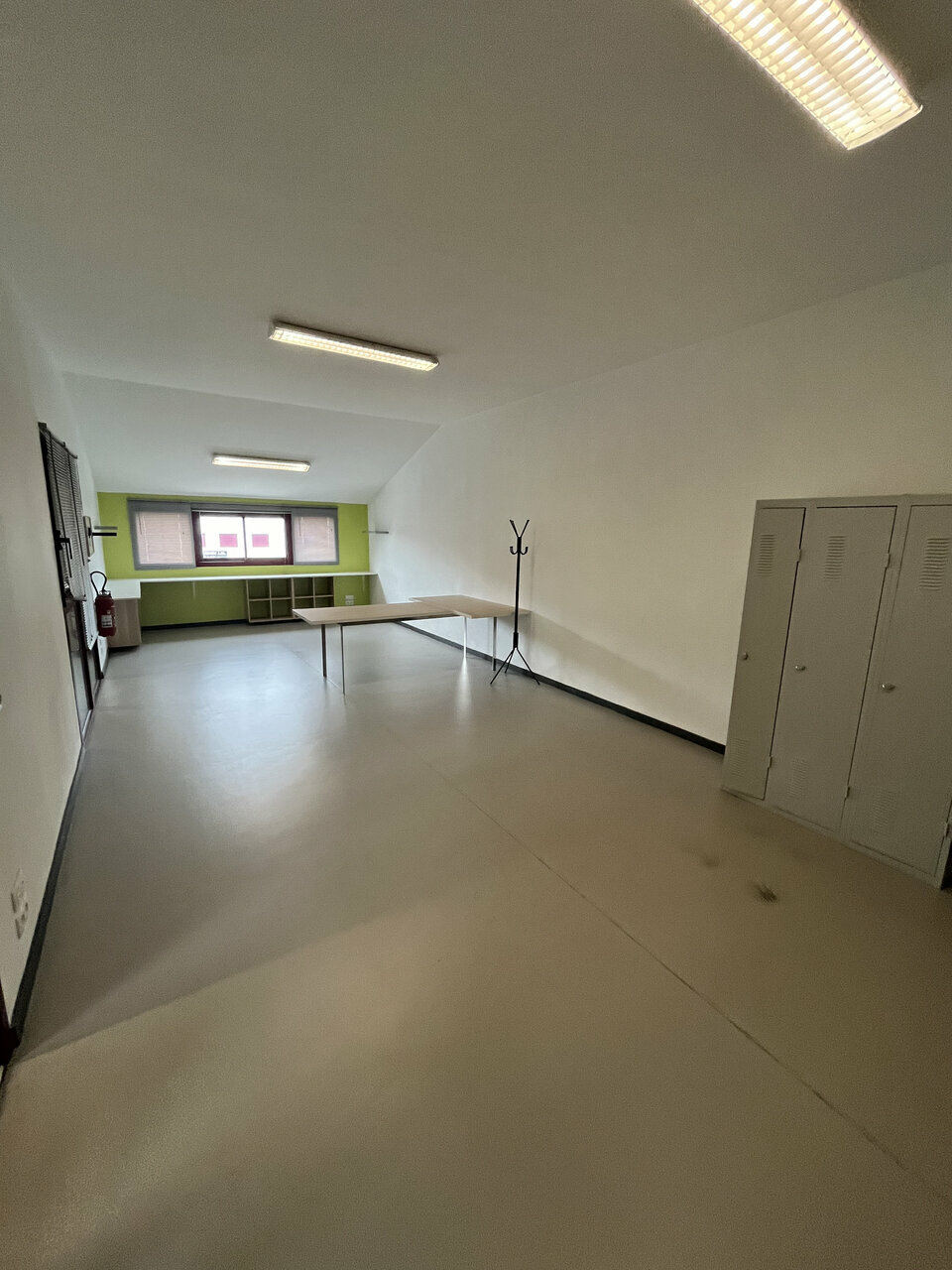 Local d'activité à louer - 184.0 m2 - 64 - Pyrenees-Atlantiques