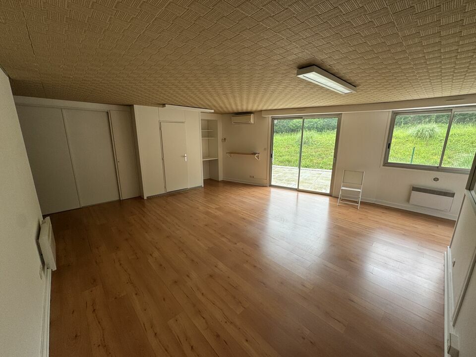 Bureaux à louer - 68.0 m2 - 64 - Pyrenees-Atlantiques
