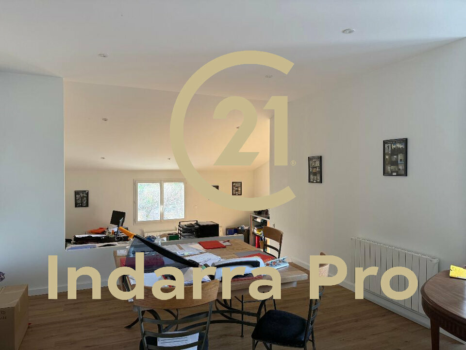 Entrepôt à louer - 167.0 m2 - 64 - Pyrenees-Atlantiques