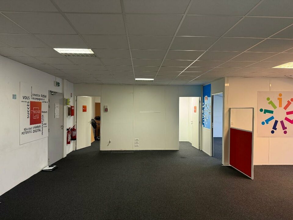 Bureaux à louer - 150.0 m2 - 64 - Pyrenees-Atlantiques