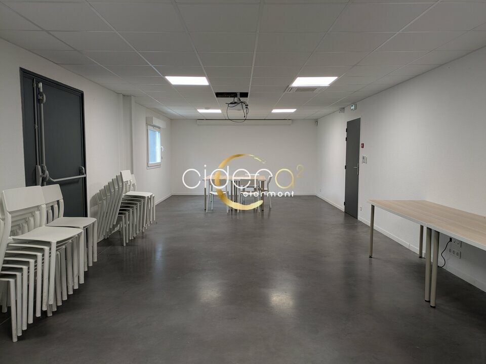 Location bureau avec espaces partagés à Romagnat