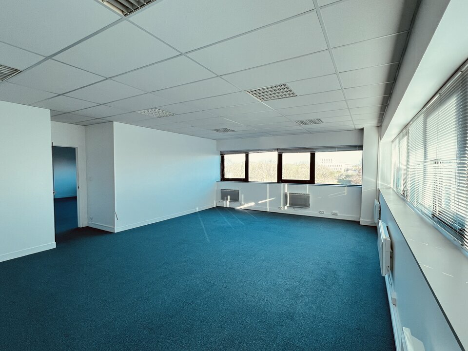 A louer Bureaux 169m² Caen