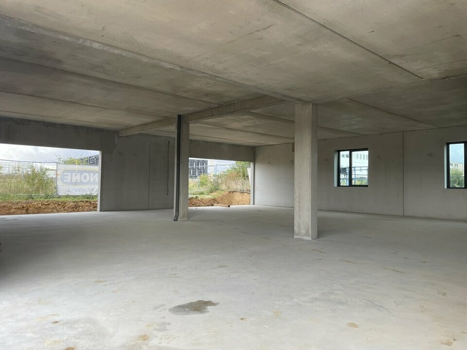 Epron Bureaux Neuf en rdc a louer