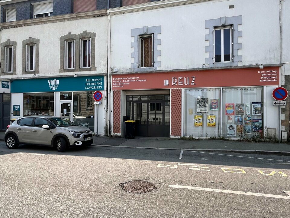 A louer Local commercial  310m² Vannes
