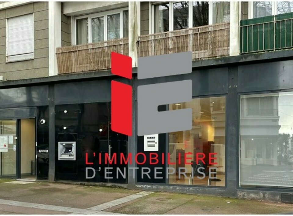 CENTRE-VILLE - AXE PASSANT