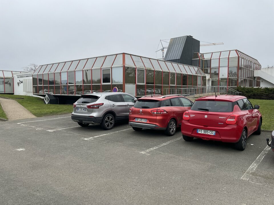 Visuel 1 de l'annonce : A LOUER- BUREAUX-GOUESNOU