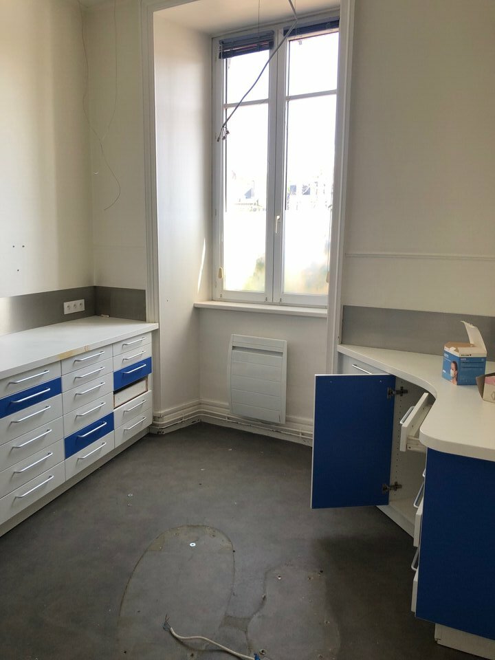 Visuel 10 de l'annonce : A VENDRE - LANDERNEAU - BUREAUX - EMPLACEMENT n°1