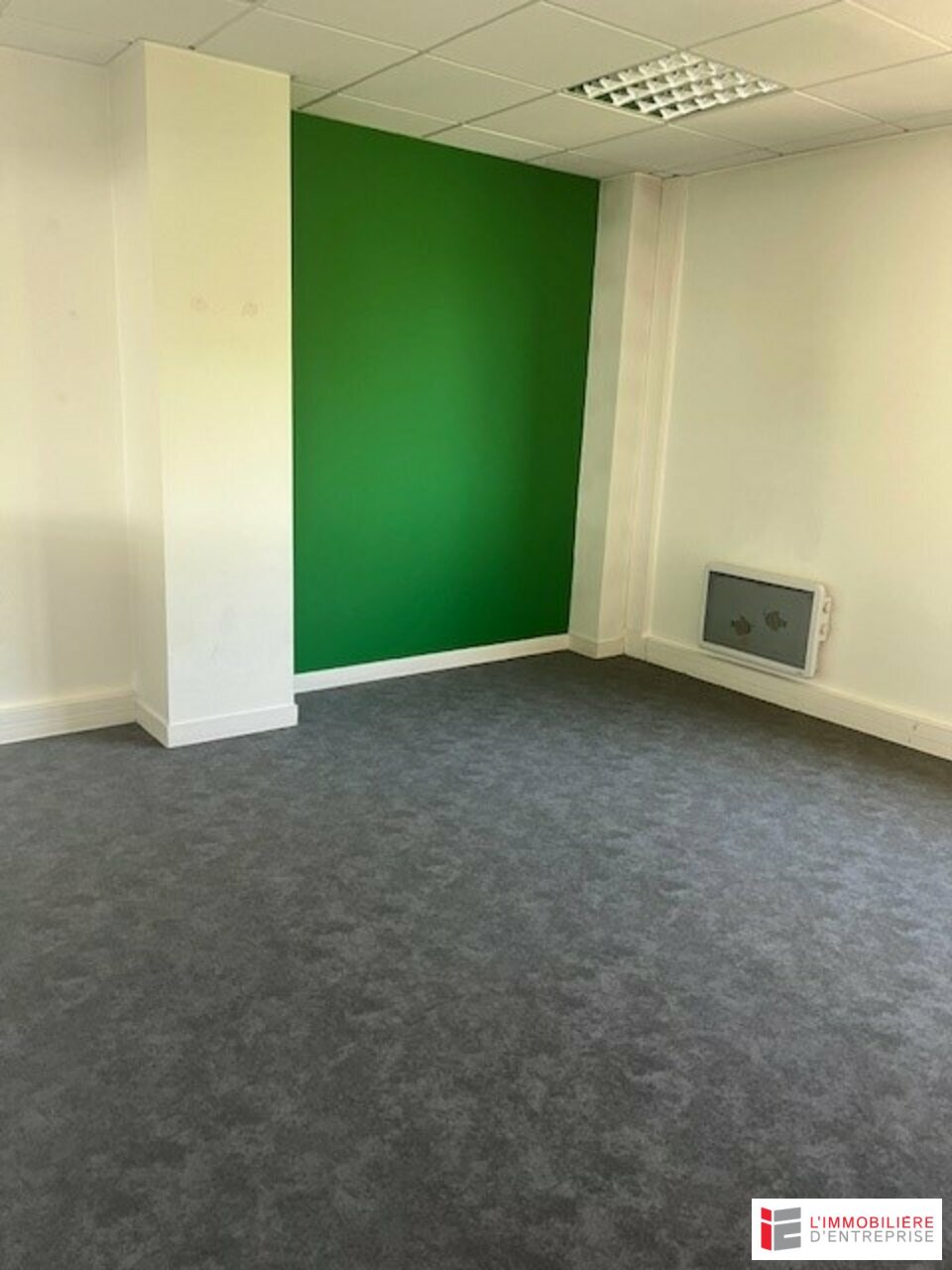 Visuel 5 de l'annonce : A  VENDRE - BUREAUX 220m2 - BREST PORT DE COMMERCE