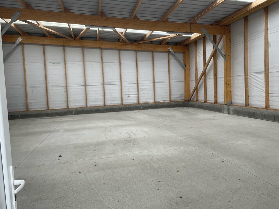 Visuel 2 de l'annonce : A VENDRE- LOCAL D'ACTIVITE - PLOUZANE