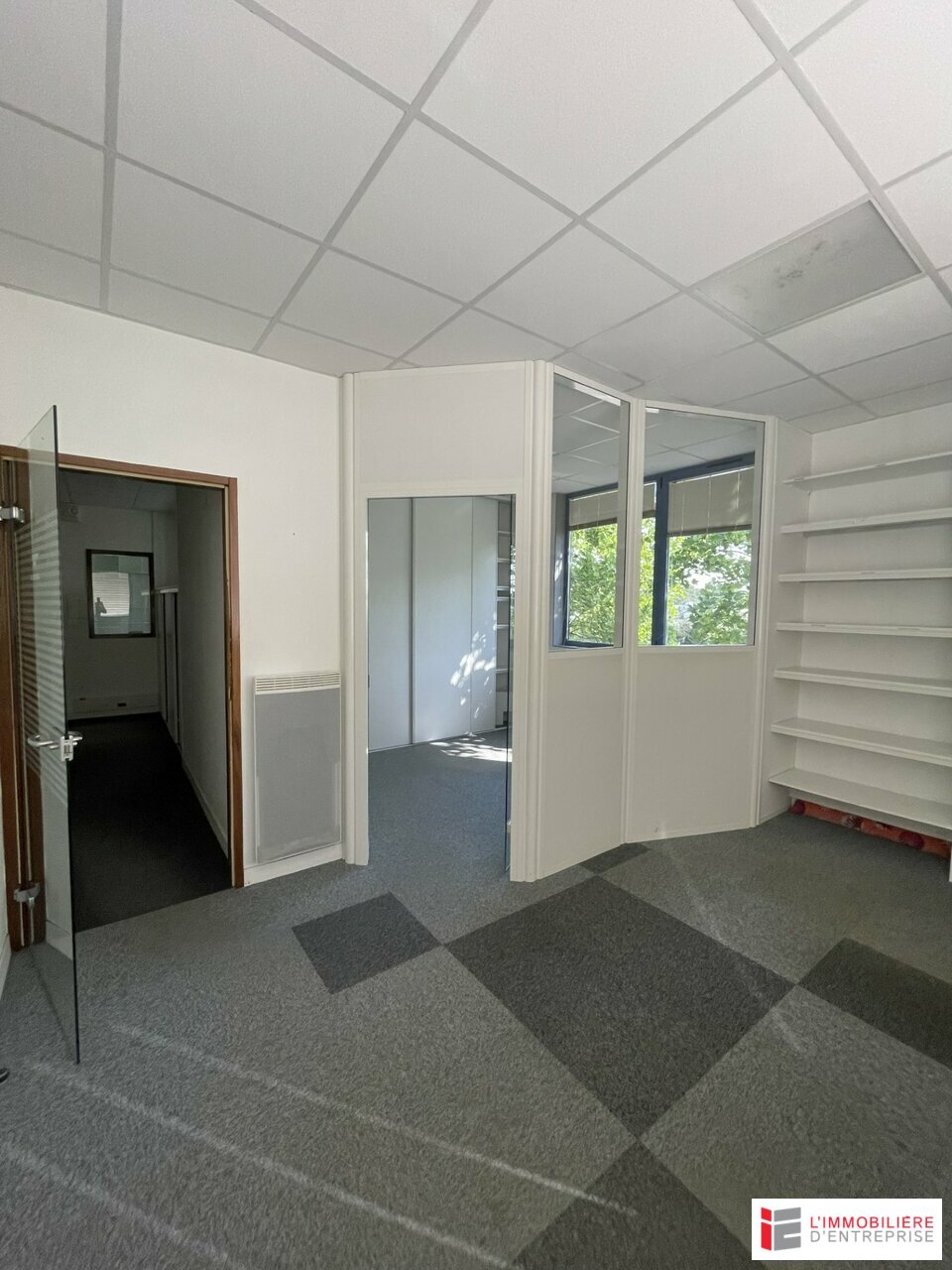 A VENDRE - BUREAUX - VANNES