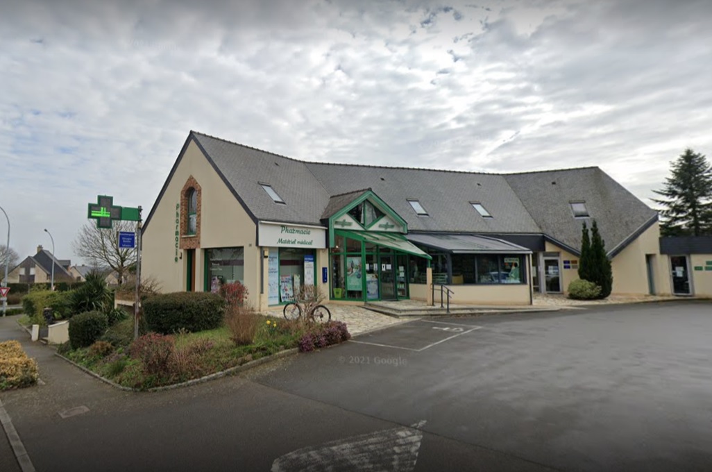 A VENDRE - INVESTISSEMENT - ENSEMBLE IMMOBILIER 560 M²