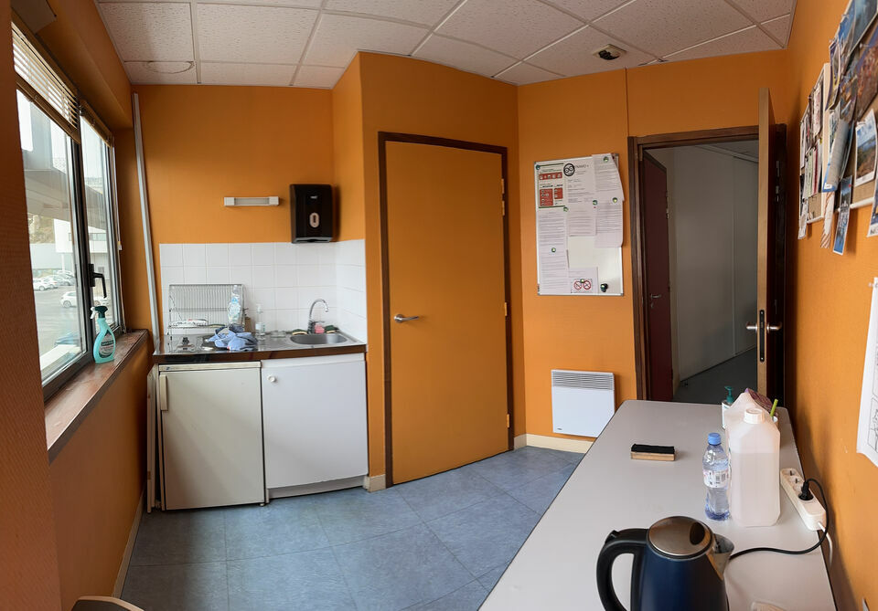 Visuel 6 de l'annonce : A LOUER -BUREAUX - PORT DE COMMERCE