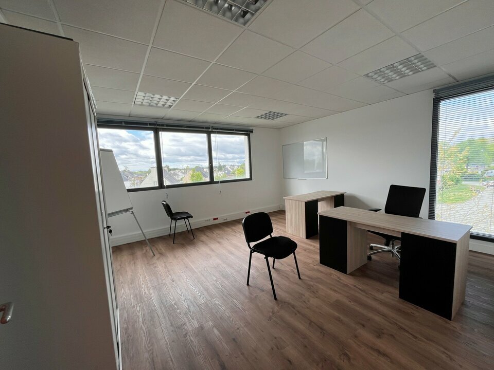 A LOUER - BUREAUX - VANNES