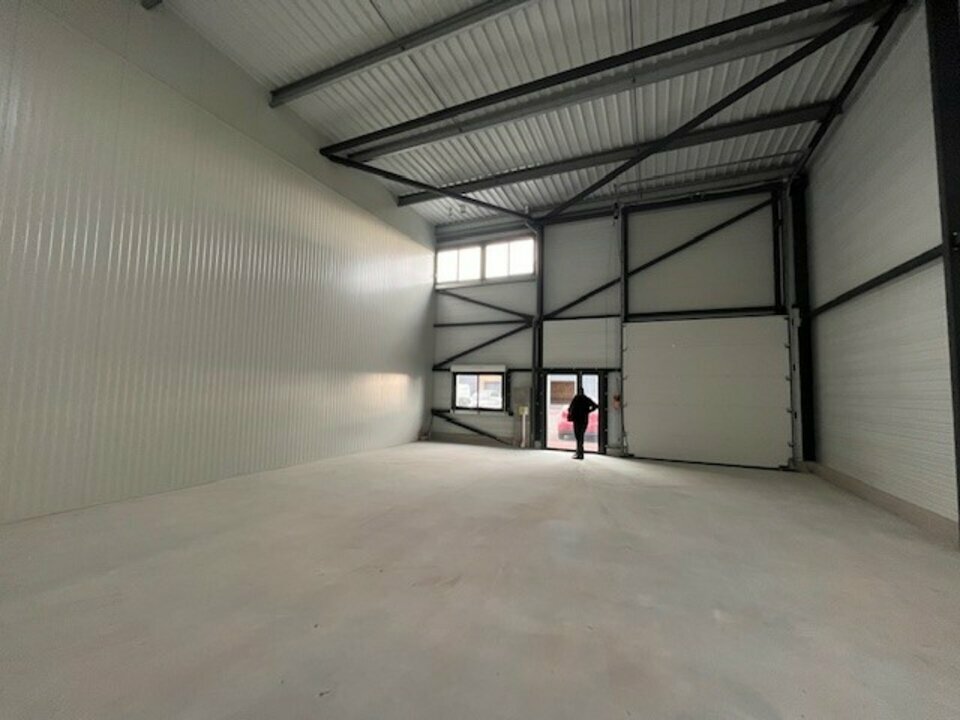 A vendre Locaux d'activité 127m² Theix-Noyalo