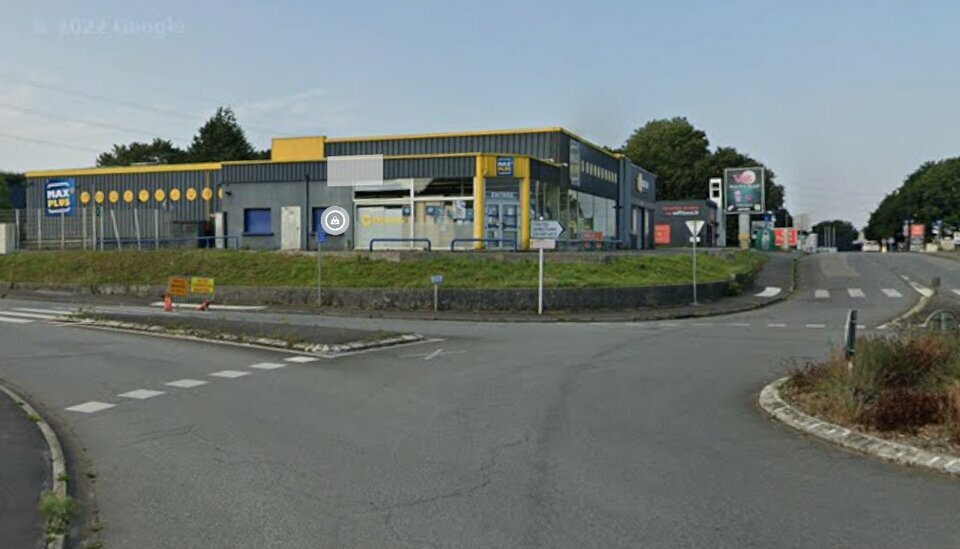 Visuel 1 de l'annonce : A LOUER- LOCAL COMMERCIAL 1039 M2- BREST KERGARADEC