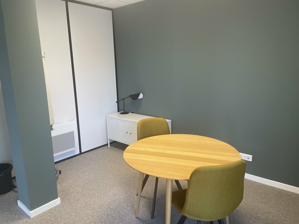 Visuel 5 de l'annonce : A LOUER - BUREAUX 100 M2- BREST PORT