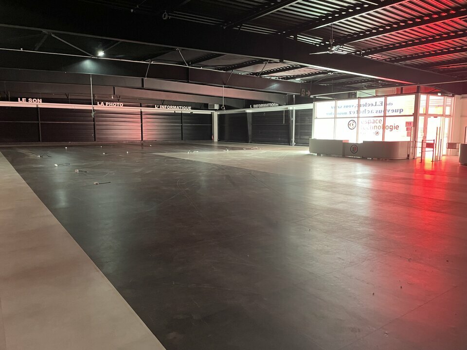 Visuel 2 de l'annonce : A LOUER - LOCAL COMMERCIAL - PROCHE BREST