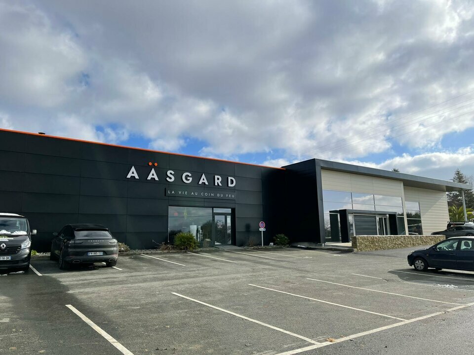 LOCAL COMMERCIAL 440 m² LANNION - route de Perros-Guirec