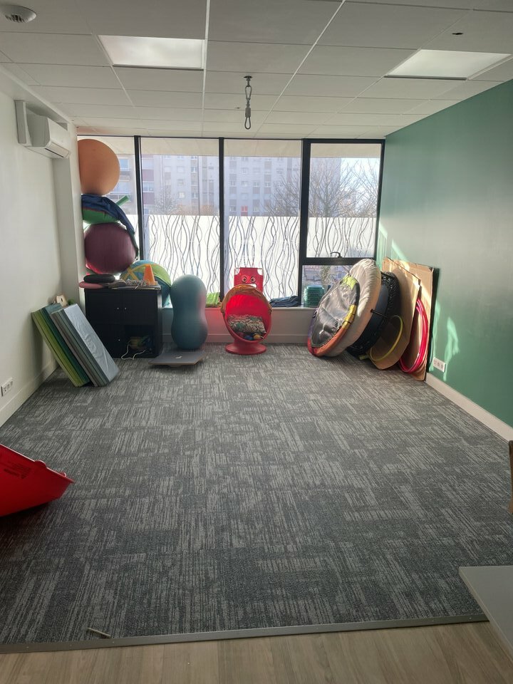 A LOUER - BUREAUX - BREST