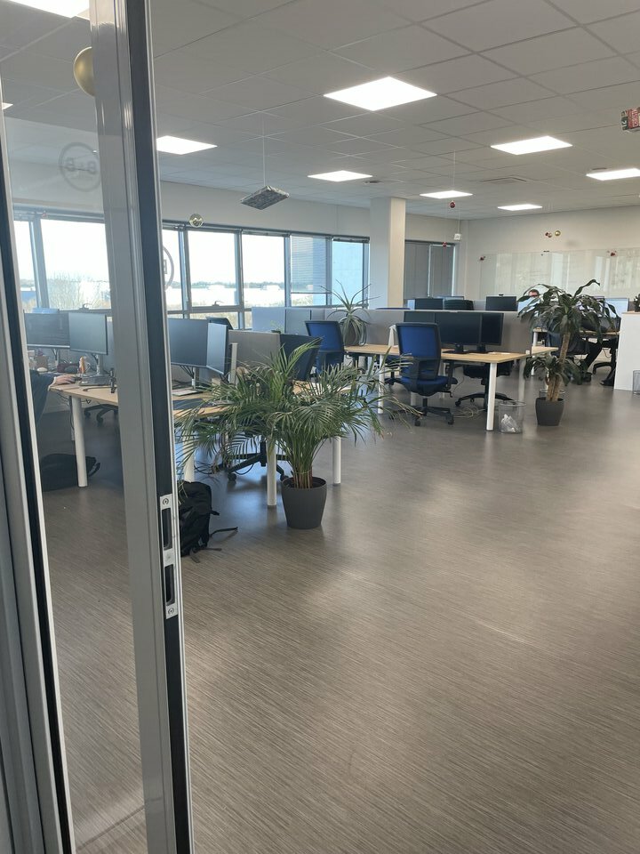 A LOUER- BUREAUX - GUIPAVAS