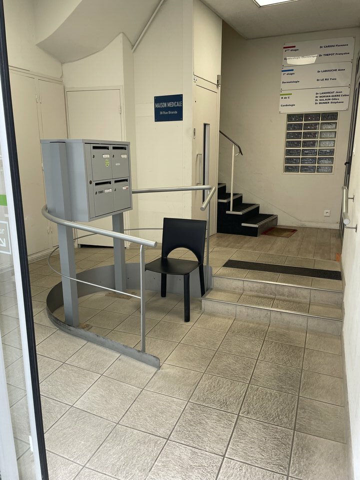 A LOUER- BUREAUX-BREST 