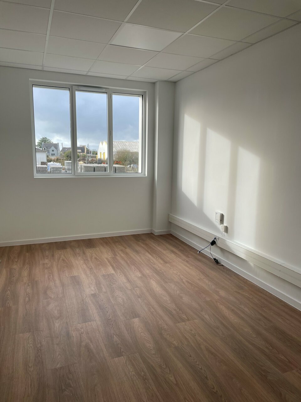 Visuel 2 de l'annonce : A LOUER - BUREAUX - PORTE DE PLOUZANE BREST