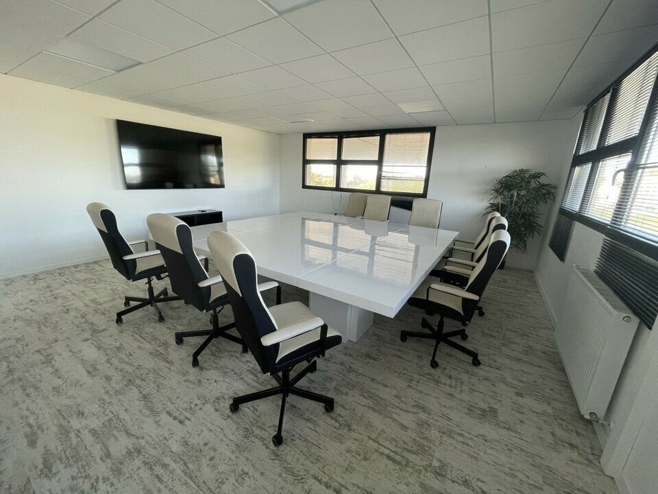 Visuel 3 de l'annonce : A LOUER - BUREAUX - GUIPAVAS