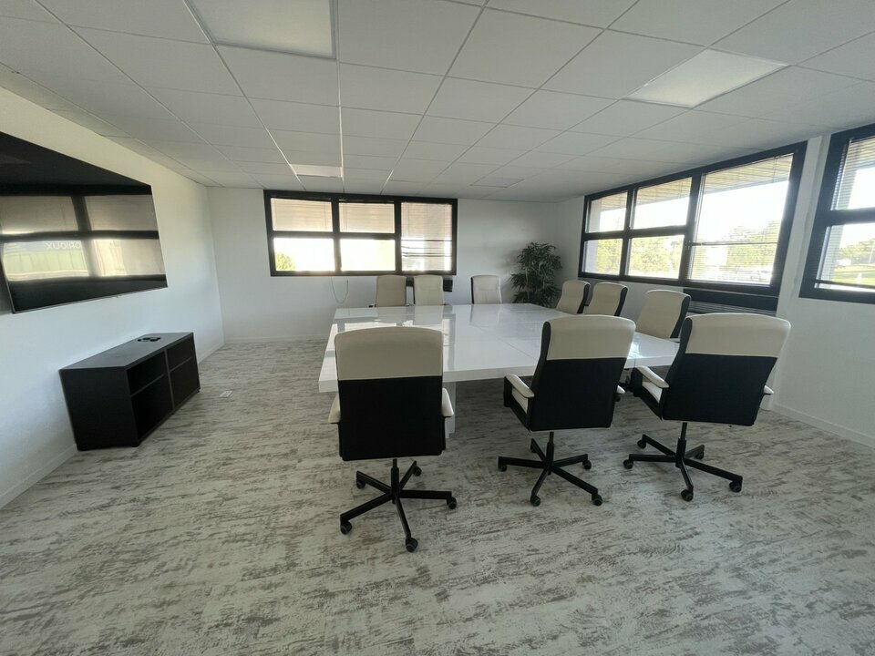 Visuel 4 de l'annonce : A LOUER - BUREAUX - GUIPAVAS