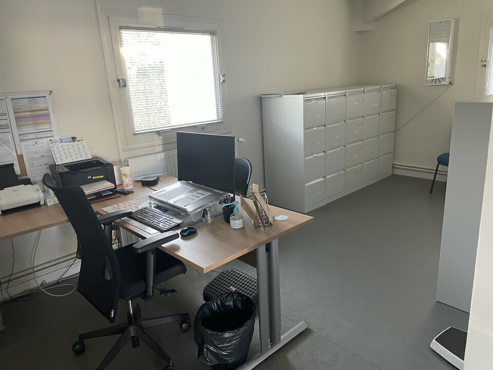 Visuel 5 de l'annonce : A VENDRE-BUREAUX-BREST