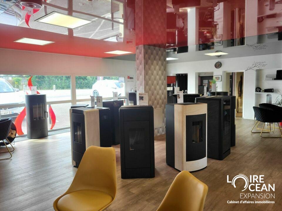 LOCAL COMMERCIAL AXE PASSANT PORNIC !