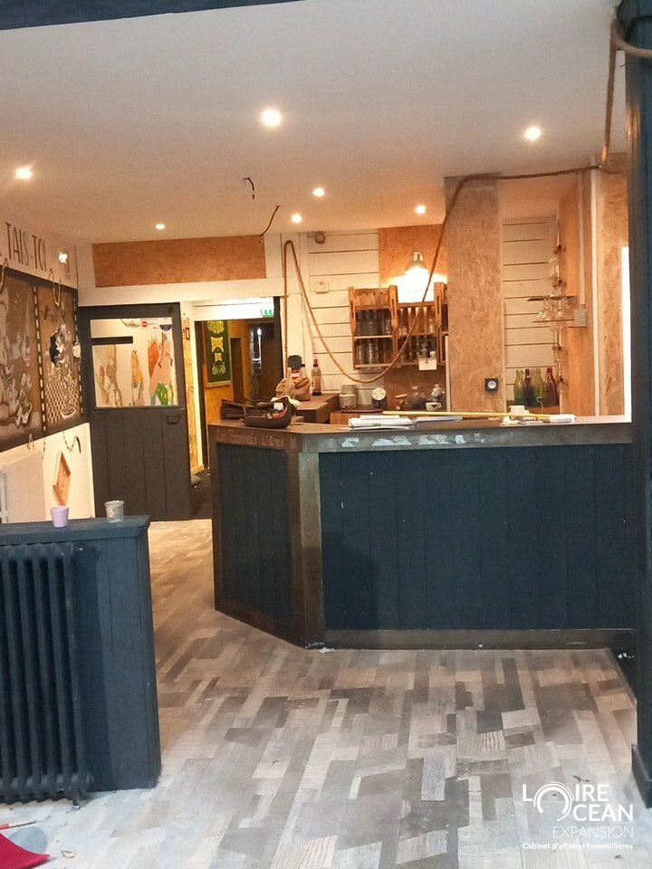 vente murs d&rsquo;un restaurant avec extraction