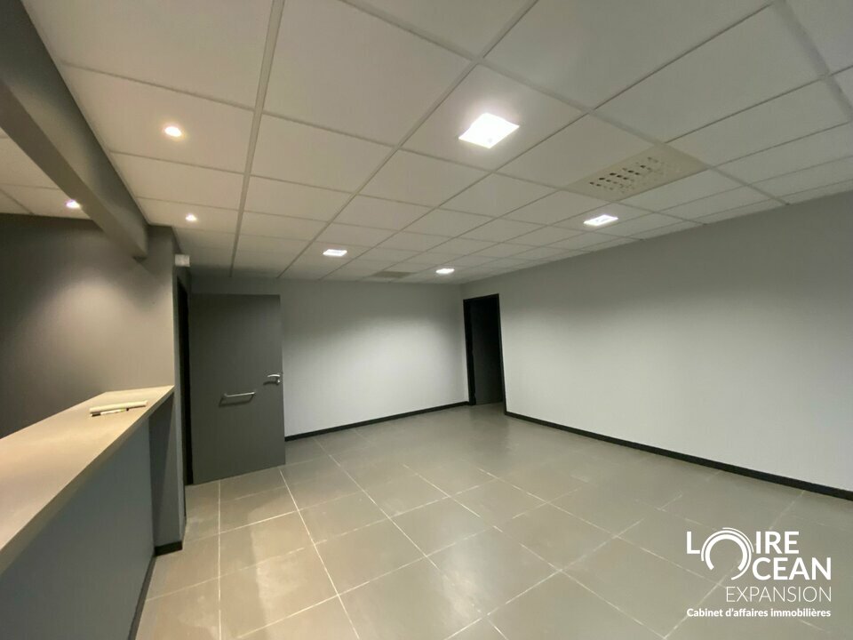 A LOUER BUREAUX SAINTE LUMINE DE CLISSON