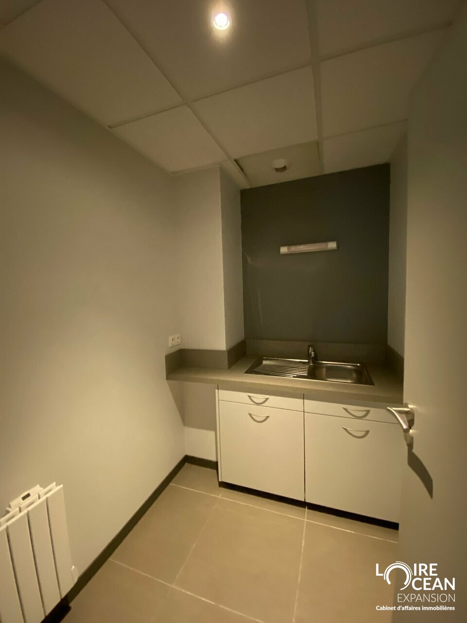 A LOUER BUREAUX SAINTE LUMINE DE CLISSON