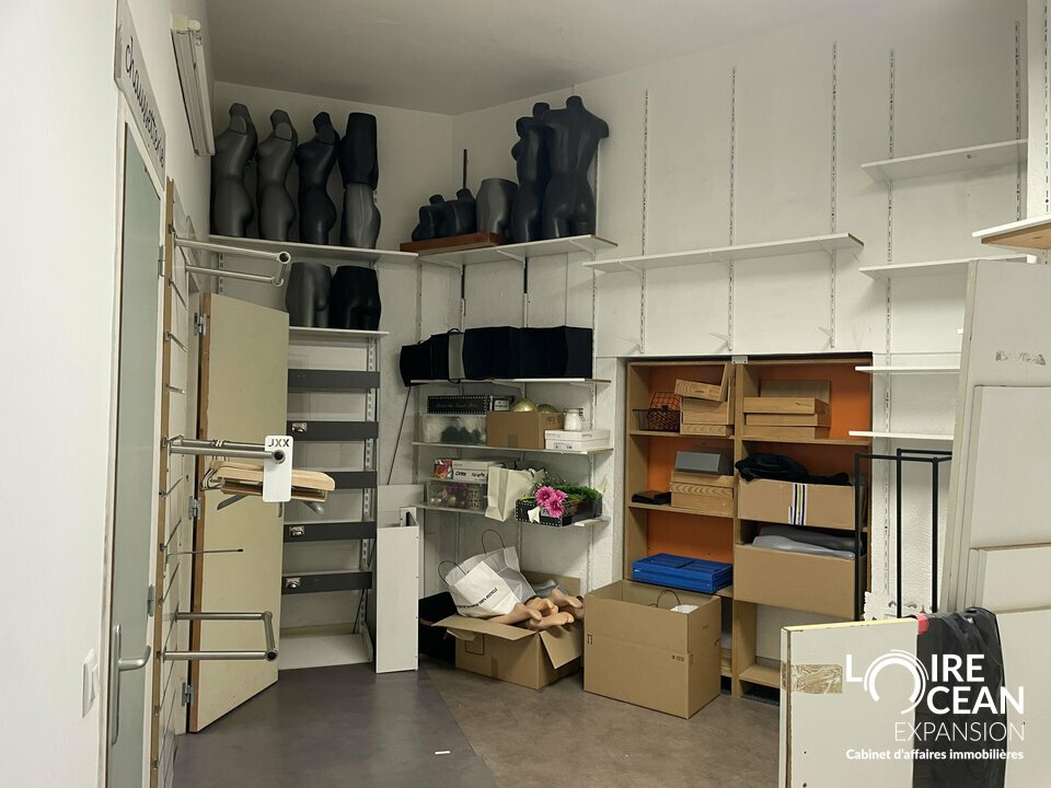 À CÉDER  DROIT AU BAIL  ANGERS CENTRE-VILLE