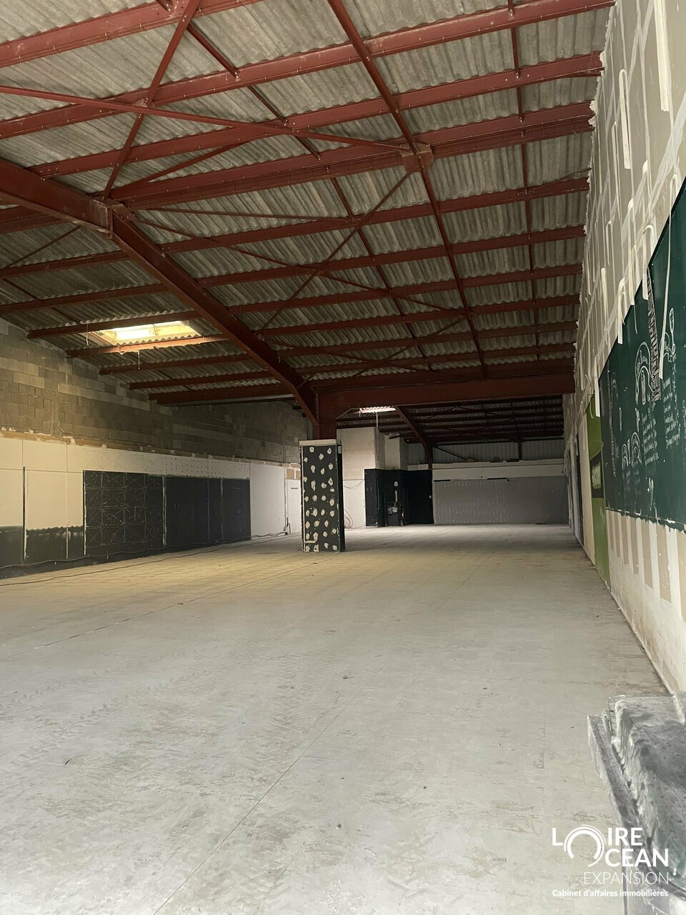 ANGERS  Zone Commerciale Saint-Serge