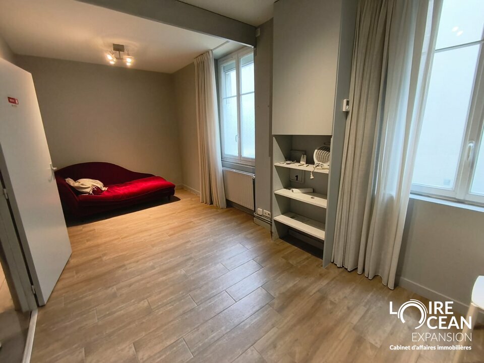 Bureau rond point de rennes – belles prestations