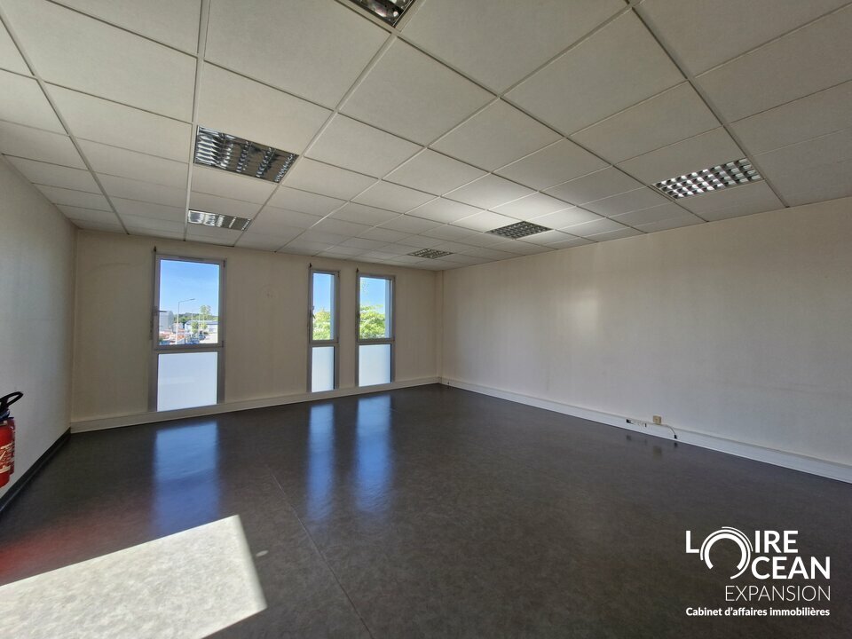 Plateau de BUREAUX PORNIC OUEST