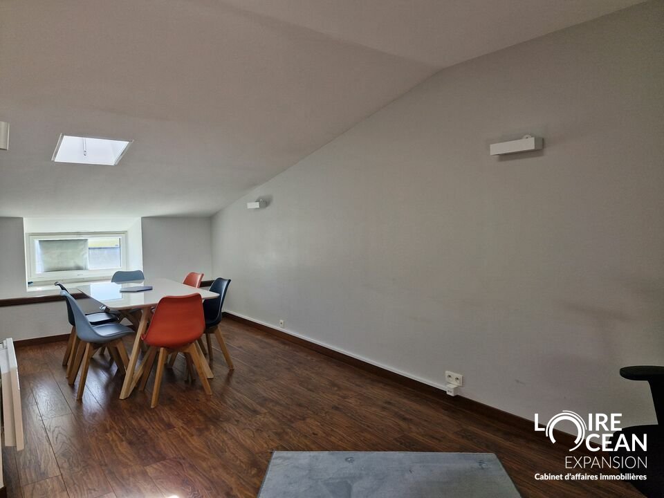 BUREAUX OU MIXTE ACTIVITES- BUREAUX A  PORNIC – ZONE OUEST !