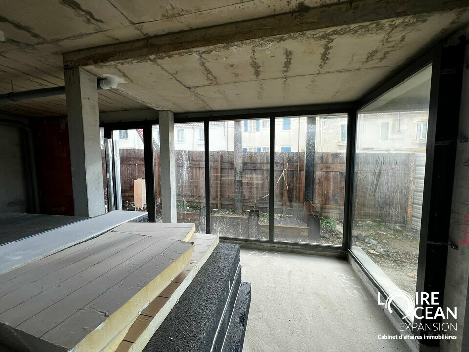 LOCAL COMMERCIAL NEUF GRANDE VISIBILITE AXE PRINCIPAL PORNIC