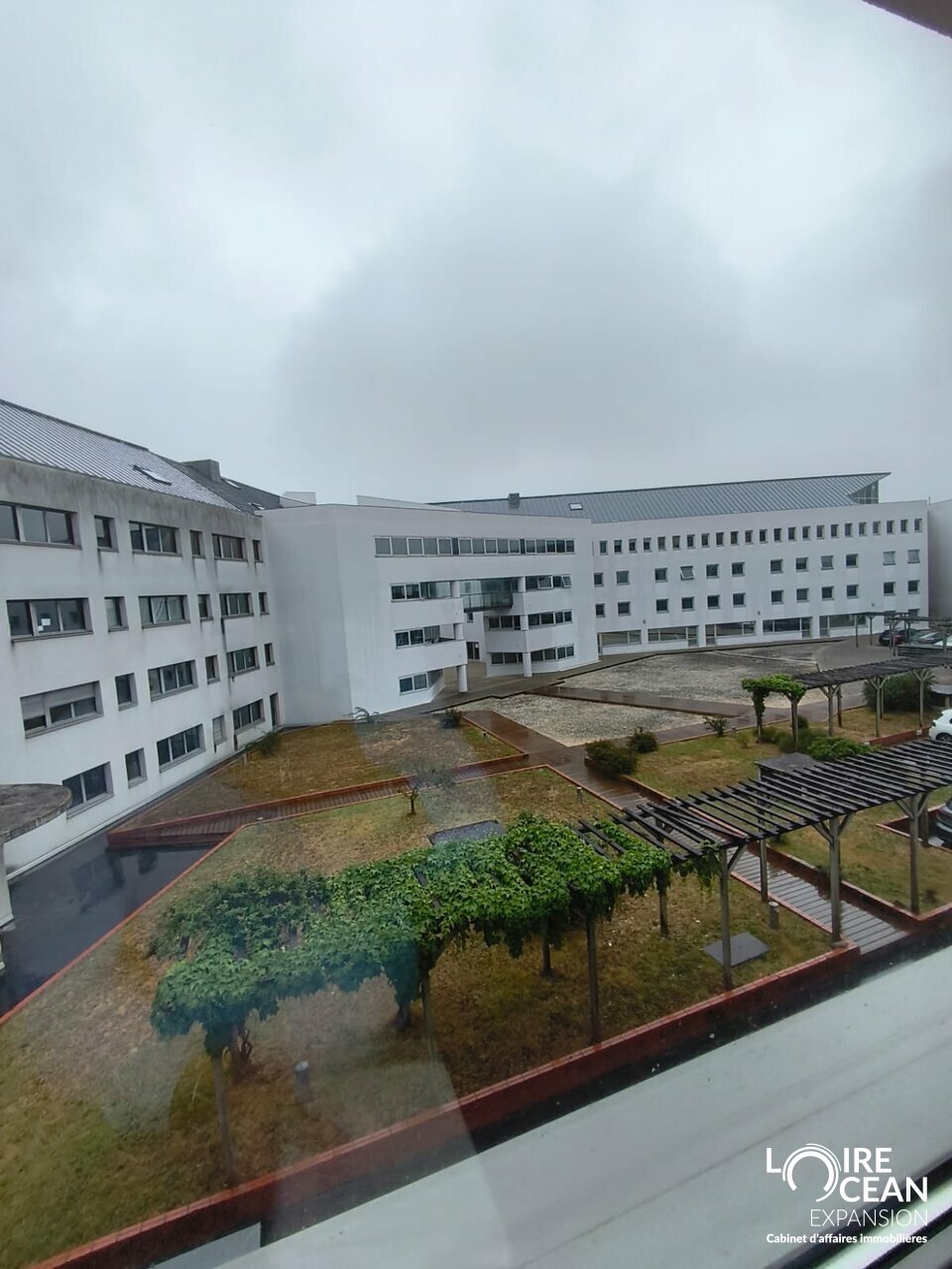 Bureaux lumineux vue Loire