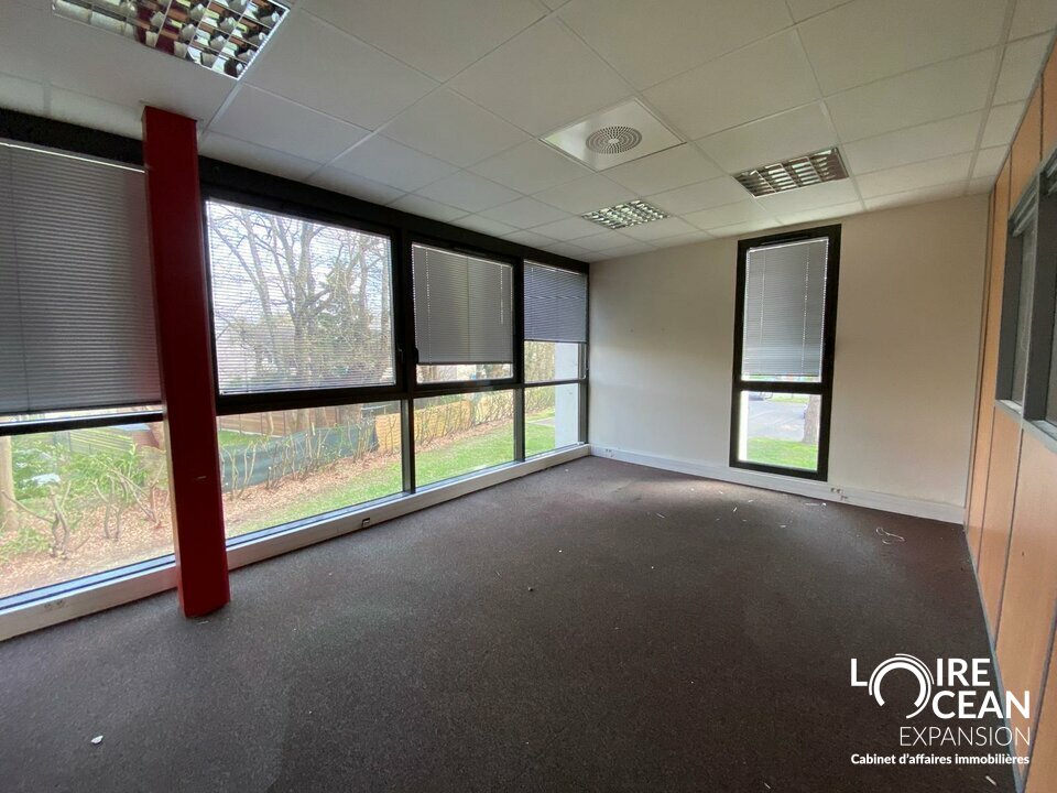 A LOUER BUREAUX