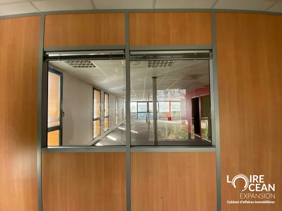 A LOUER BUREAUX