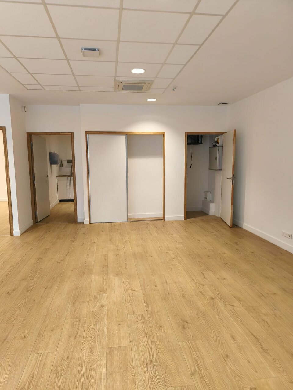 Local 102 m² – Île de Nantes