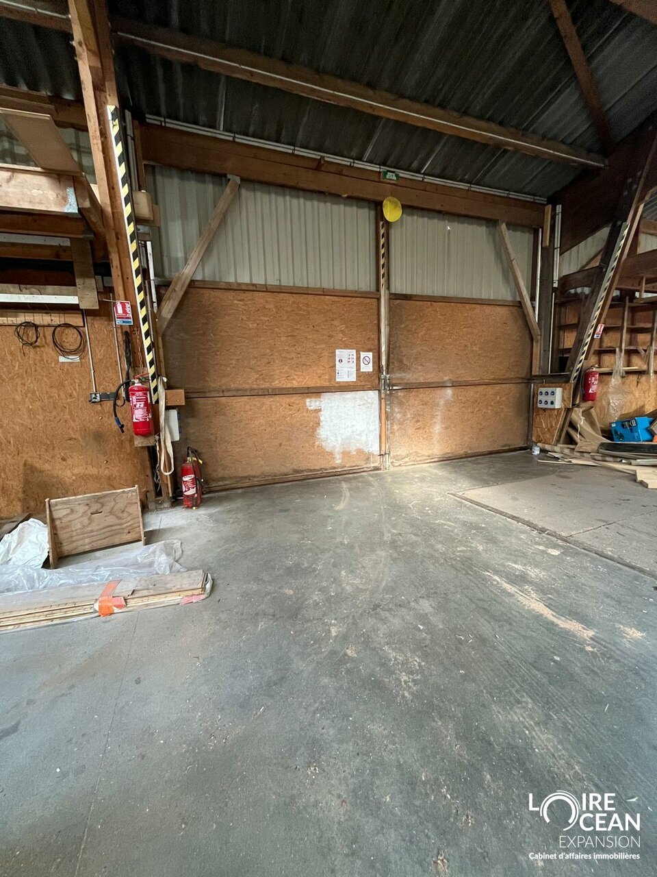 A VENDRE – LOCAL D&rsquo;ACTIVITES – ENTREPÔT – GUERANDE