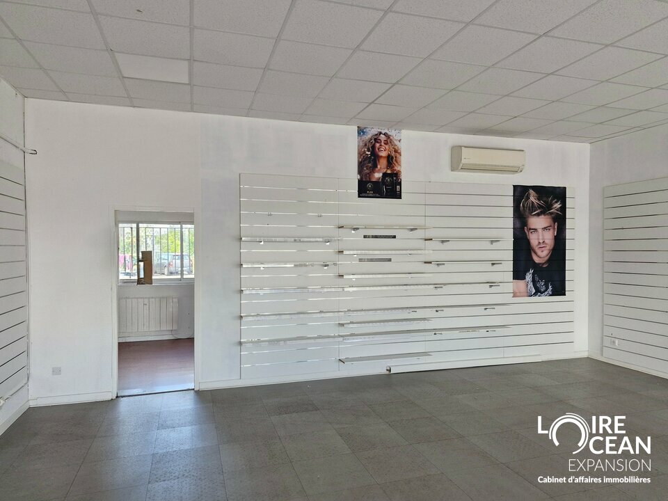 OPPORTUNITE LOCAL COMMERCIAL ZONE COMMERCIALE OUEST DE PORNIC